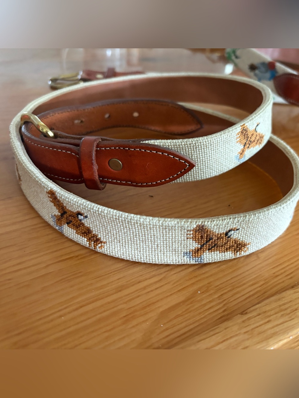 Bird  Needlepoint Belt size 38 38.5 unbranded